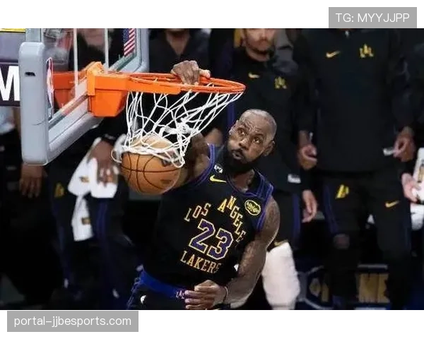 NBA全明星周末落幕：詹姆斯第22次全明星之旅，三节合砍15分7板5助决赛惨败无缘夺冠